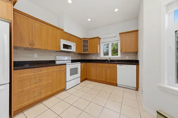 507 2800 Chesterfield Avenue, North Vancouver For Sale - image 12