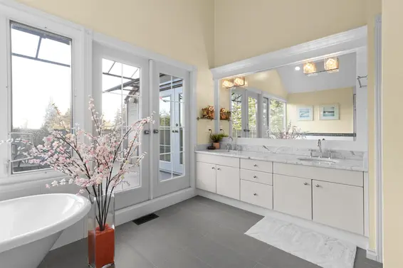 4635 Caulfeild Drive, West Vancouver For Sale - image 20