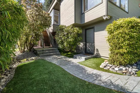 4635 Caulfeild Drive, West Vancouver For Sale - image 33