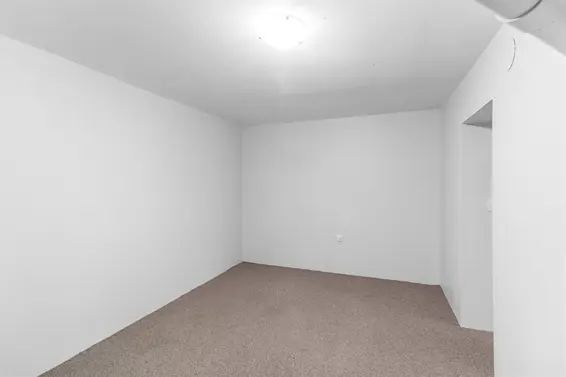 4635 Caulfeild Drive, West Vancouver For Sale - image 35