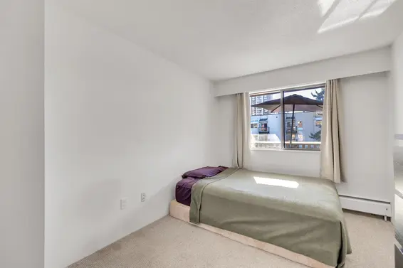 205 1610 Chesterfield Avenue, North Vancouver For Sale - image 29