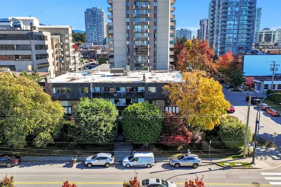 205 1610 Chesterfield Avenue, North Vancouver For Sale - image 35