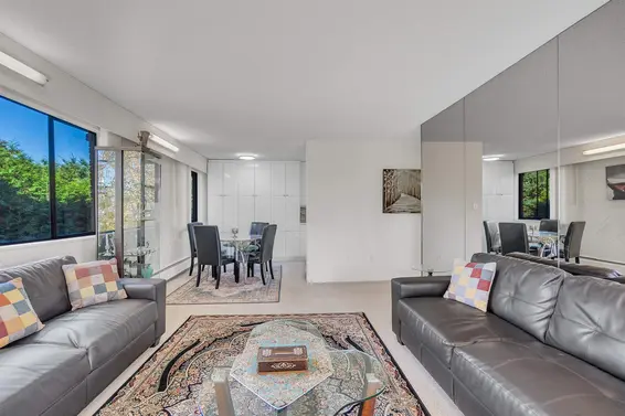 205 1610 Chesterfield Avenue, North Vancouver For Sale - image 5