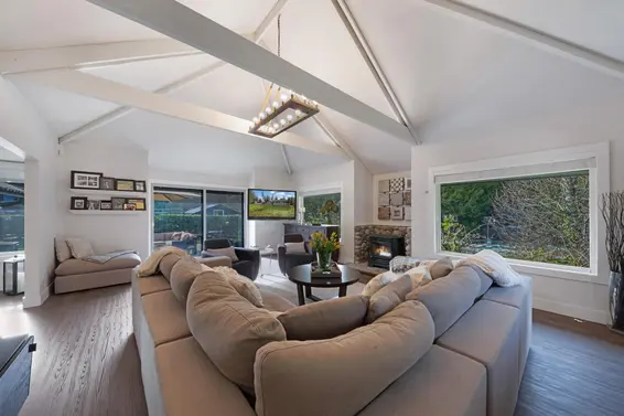 799 Grantham Place, North Vancouver For Sale - image 10