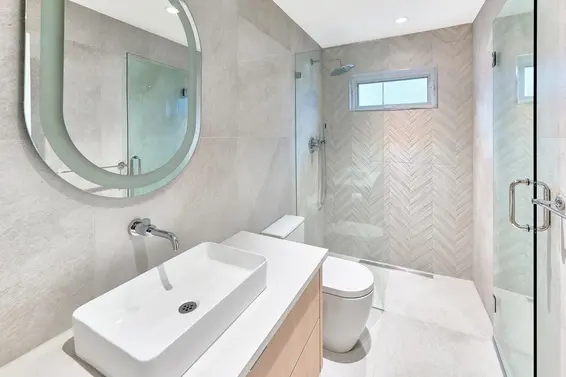 806 Montroyal Boulevard, North Vancouver For Sale - image 16