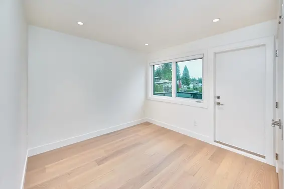 806 Montroyal Boulevard, North Vancouver For Sale - image 23