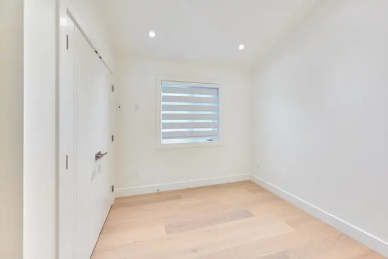 806 Montroyal Boulevard, North Vancouver For Sale - image 27