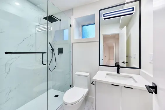 806 Montroyal Boulevard, North Vancouver For Sale - image 38