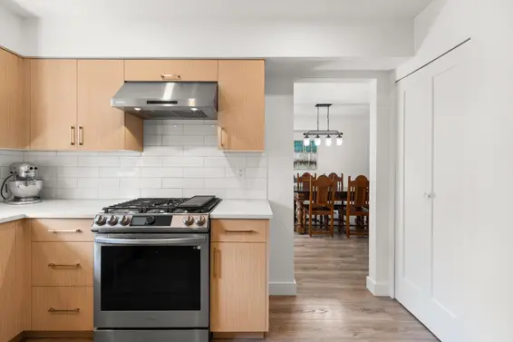 1955 Chesterfield Avenue, North Vancouver For Sale - image 10