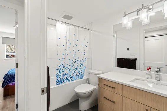 1955 Chesterfield Avenue, North Vancouver For Sale - image 20