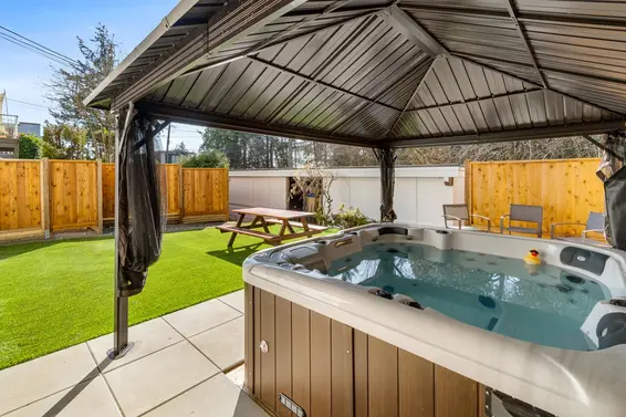 1955 Chesterfield Avenue, North Vancouver For Sale - image 4