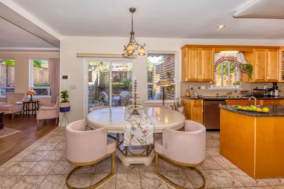 826 East 13th Street, North Vancouver For Sale - image 10