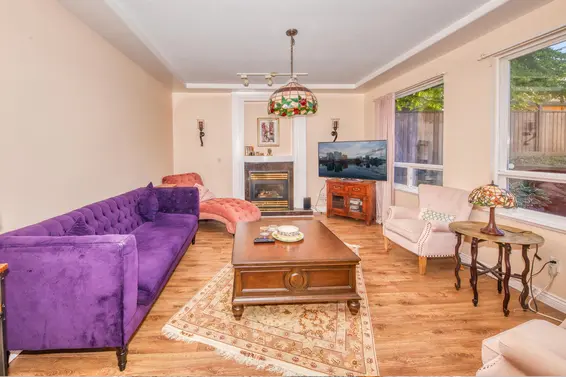 826 East 13th Street, North Vancouver For Sale - image 8