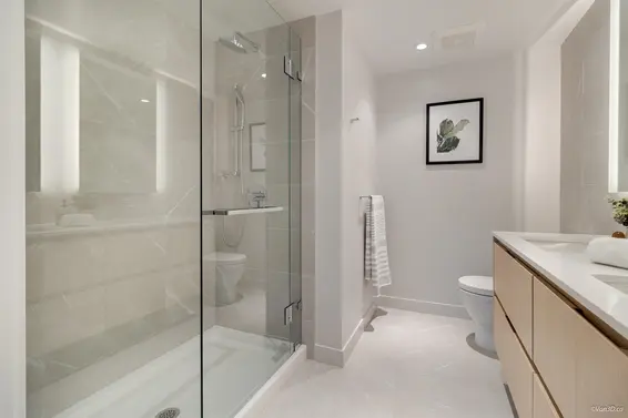 306 1500 Fern Street, North Vancouver For Sale - image 12