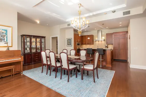 301 605 Clyde Avenue, West Vancouver For Sale - image 5