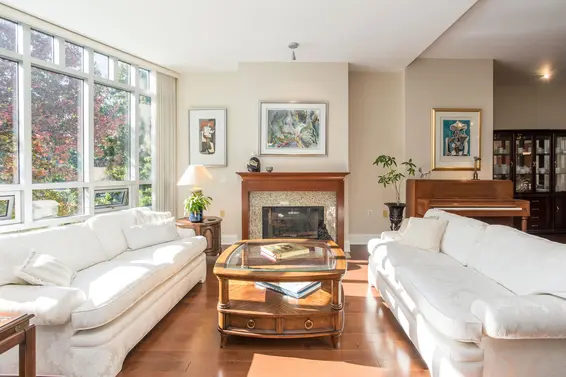 301 605 Clyde Avenue, West Vancouver For Sale - image 9