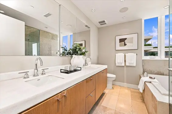 702 908 Keith Road, West Vancouver For Sale - image 25