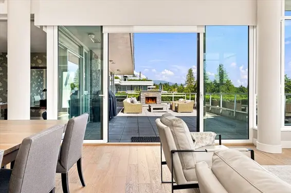 702 908 Keith Road, West Vancouver For Sale - image 4