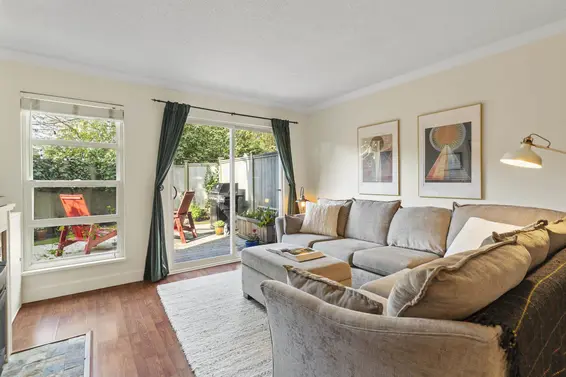 2 900 West 17th Street, North Vancouver For Sale - image 3