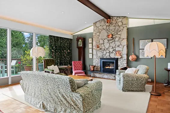 2660 Queens Avenue, West Vancouver For Sale - image 10