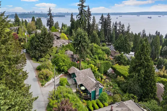 2660 Queens Avenue, West Vancouver For Sale - image 29