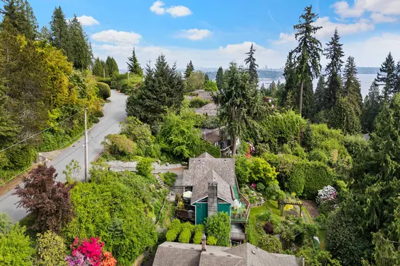 2660 Queens Avenue, West Vancouver For Sale - image 30