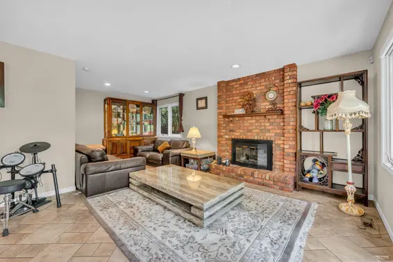 5155 Alderfeild Place, West Vancouver For Sale - image 12