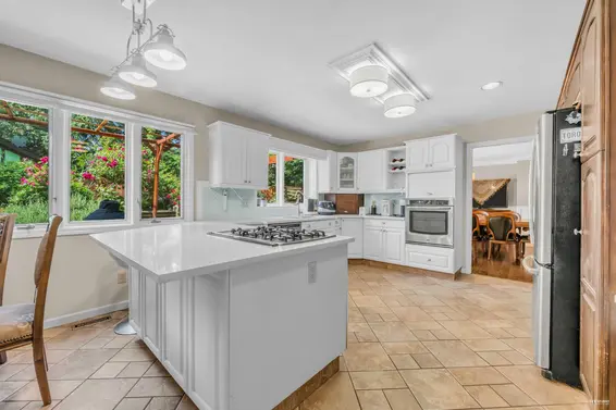 5155 Alderfeild Place, West Vancouver For Sale - image 16