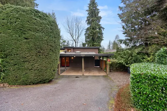 300 Loach Place, North Vancouver For Sale - image 2