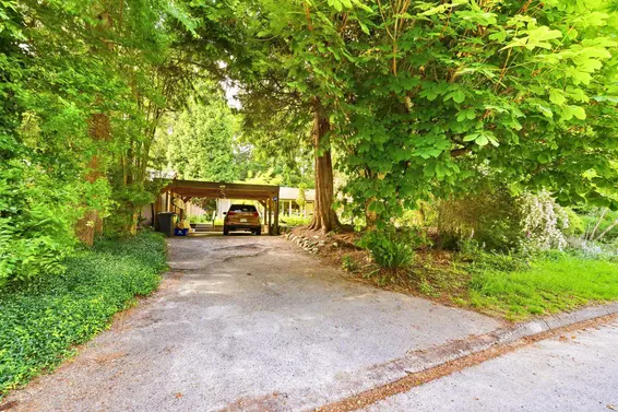 1463 Avonlynn Crescent, North Vancouver For Sale - image 17