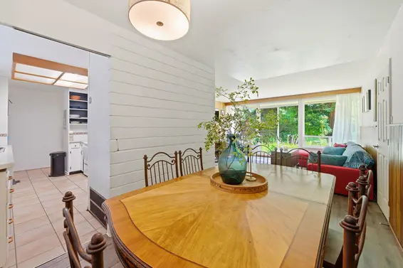1463 Avonlynn Crescent, North Vancouver For Sale - image 8