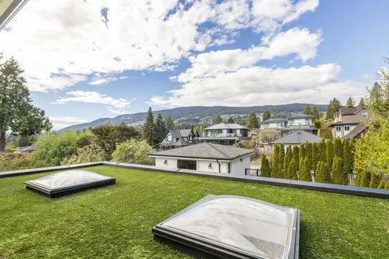 1115 Fulton Avenue, West Vancouver For Sale - image 26