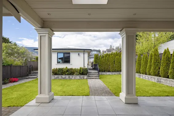 1115 Fulton Avenue, West Vancouver For Sale - image 30