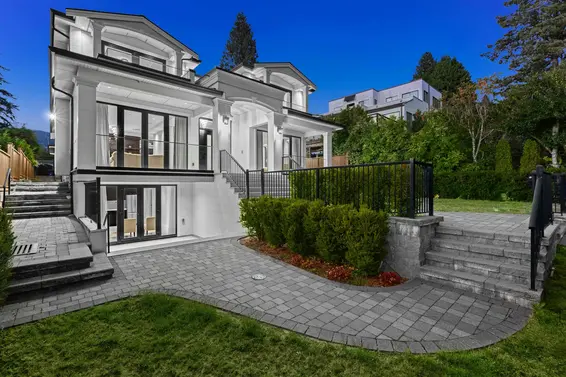 1115 Fulton Avenue, West Vancouver For Sale - image 37