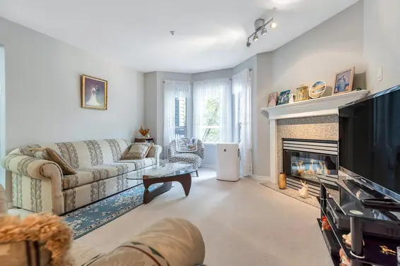 206 1150 Lynn Valley Road, North Vancouver For Sale - image 4