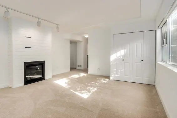 1 1900 Indian River Crescent, North Vancouver For Sale - image 30