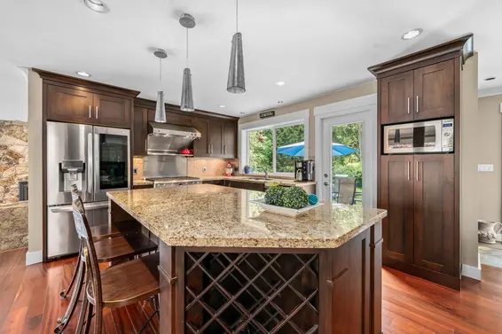 871 Fairway Drive, North Vancouver For Sale - image 3
