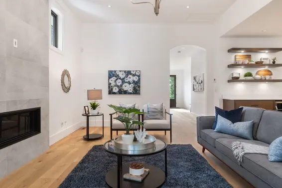 1232 Wellington Drive, North Vancouver For Sale - image 11