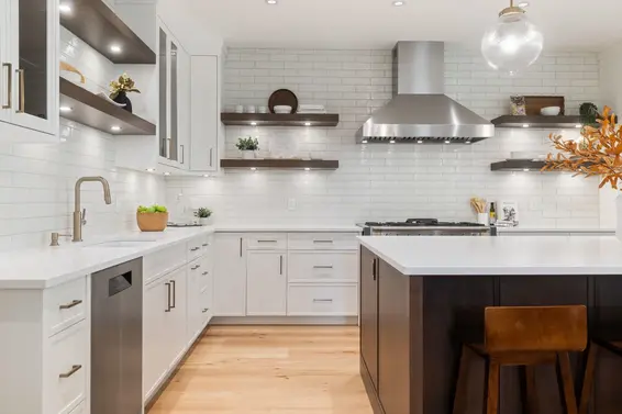 1232 Wellington Drive, North Vancouver For Sale - image 3