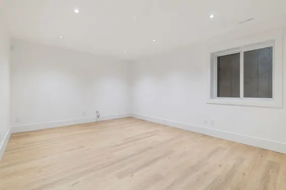 1232 Wellington Drive, North Vancouver For Sale - image 32