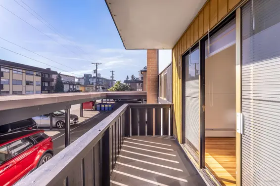 111 235 East 13th Street, North Vancouver For Sale - image 11