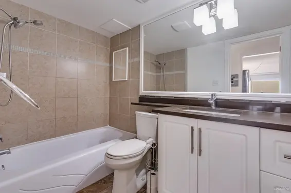 111 235 East 13th Street, North Vancouver For Sale - image 20
