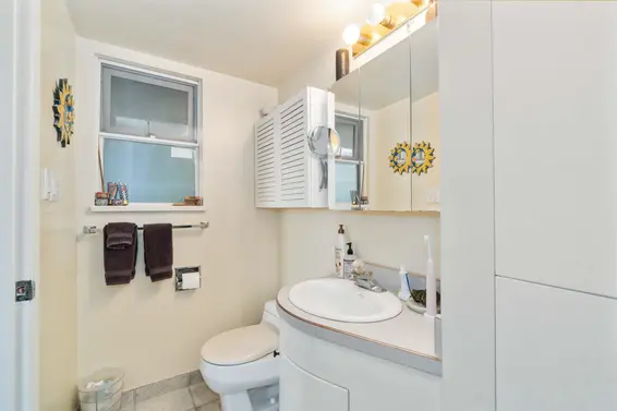 5189 Madeira Court, North Vancouver For Sale - image 26