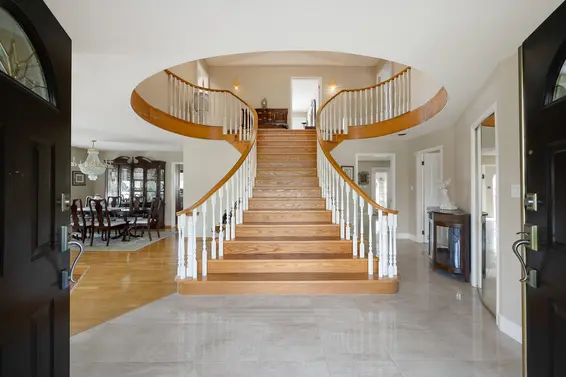 631 East 17th Street, North Vancouver For Sale - image 2