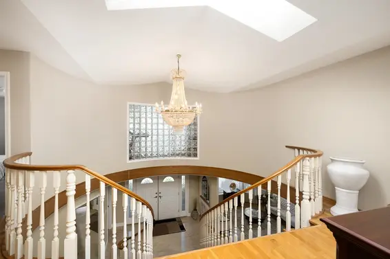 631 East 17th Street, North Vancouver For Sale - image 21