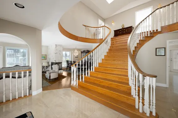 631 East 17th Street, North Vancouver For Sale - image 3