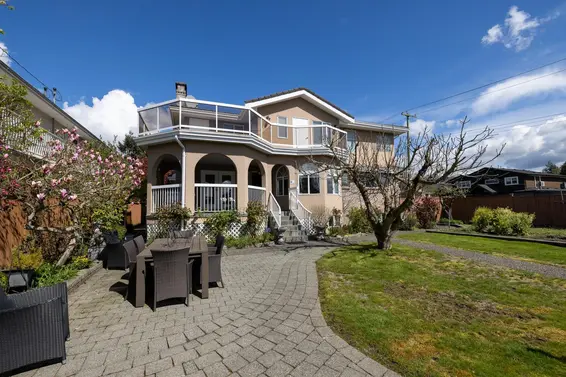 631 East 17th Street, North Vancouver For Sale - image 35