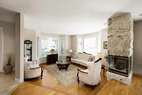 631 East 17th Street, North Vancouver For Sale - image 5