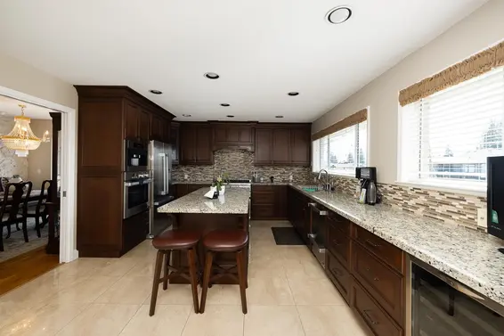 631 East 17th Street, North Vancouver For Sale - image 9