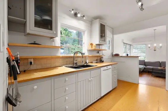 3548 Creery Avenue, West Vancouver For Sale - image 7